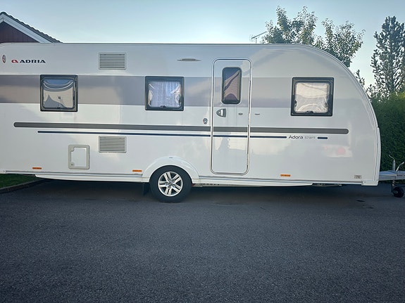 Adria Adora 573 pt 2 of 12
