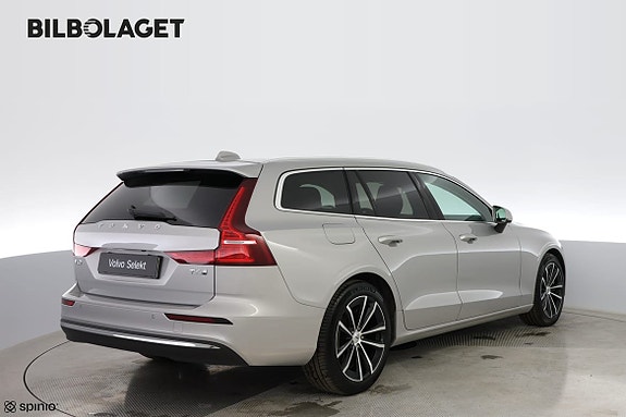 Volvo V60 4 of 17