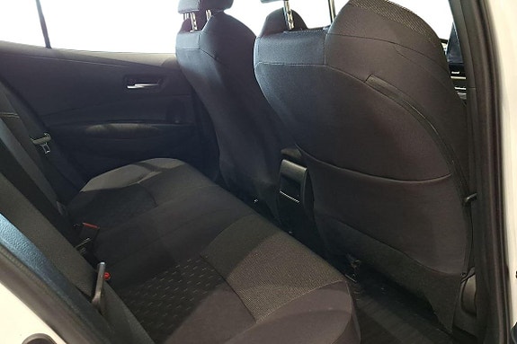 Toyota Corolla 19 of 23