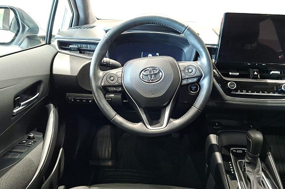 Toyota Corolla 16 of 23