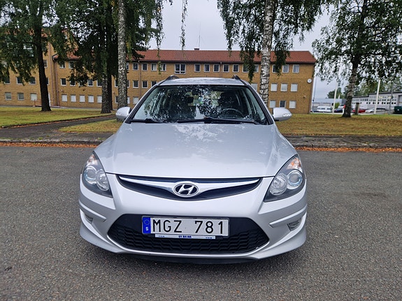Hyundai i30 4 of 9