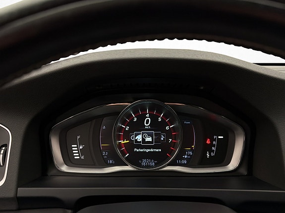 Volvo V60 14 of 29