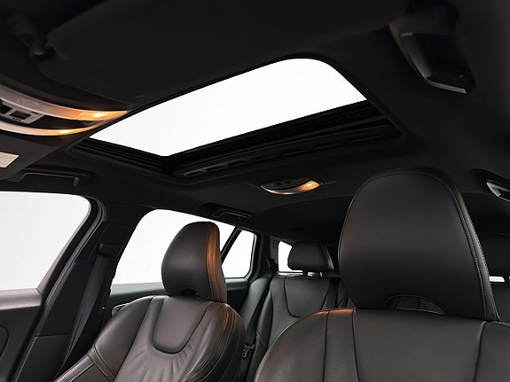 Volvo V60 13 of 29