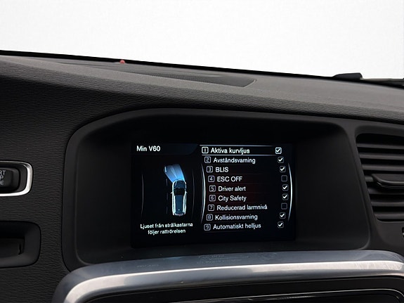 Volvo V60 16 of 29