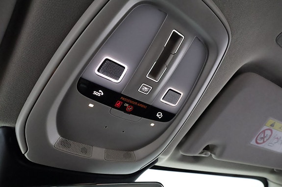 Volvo XC60 25 of 28