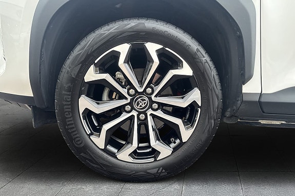 Toyota Yaris Cross 16 of 19