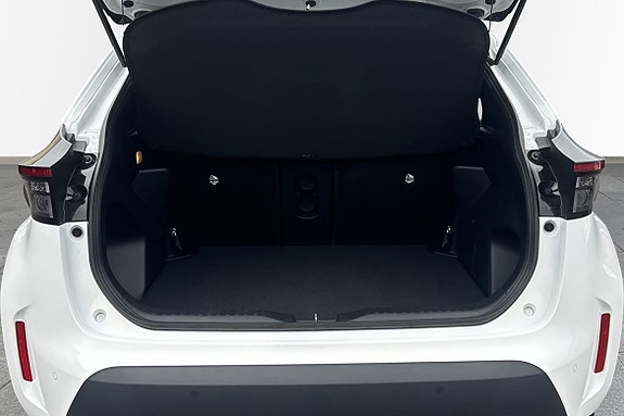 Toyota Yaris Cross 10 of 19