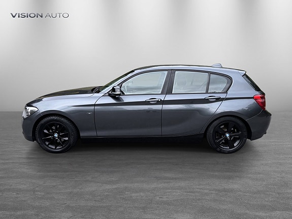 BMW 116i 8 of 24