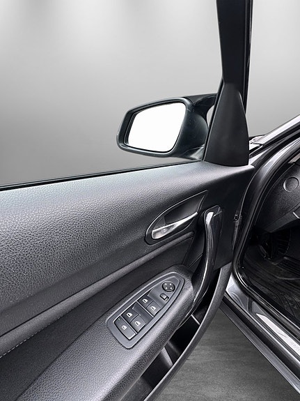 BMW 116i 10 of 24