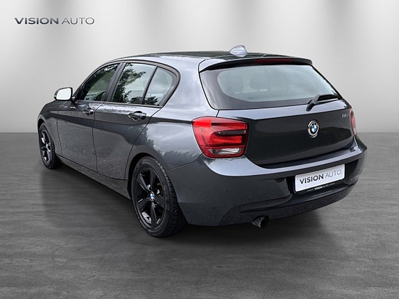 BMW 116i 7 of 24