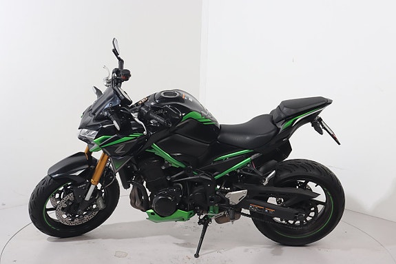 Kawasaki Z900 5 of 7