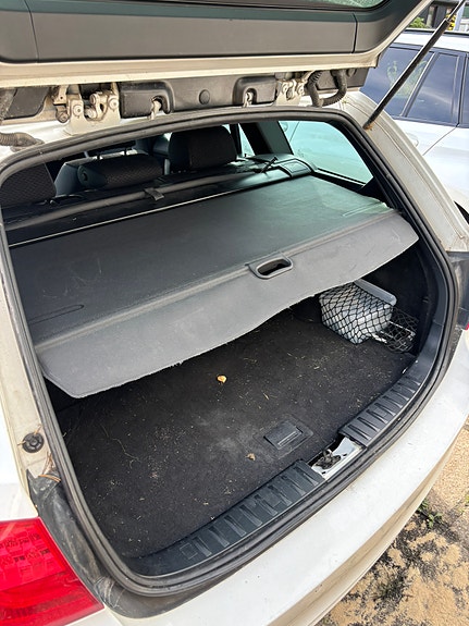 BMW 320d 6 of 9