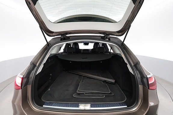 Mercedes-Benz E220 d 26 of 27