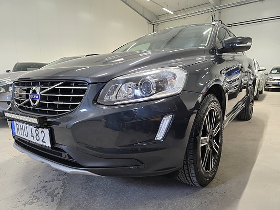Volvo XC60 10 of 20