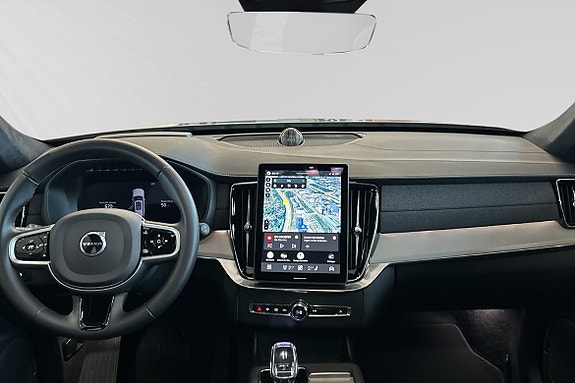 Volvo XC90 9 of 30