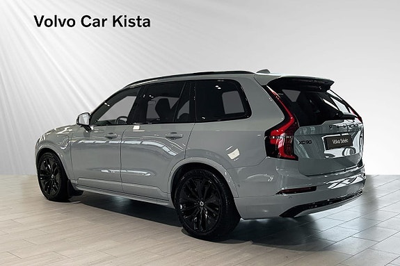 Volvo XC90 4 of 30