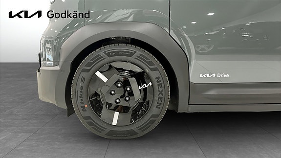 Kia PV5 9 of 16
