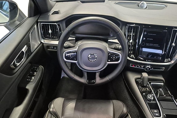 Volvo S60 21 of 30