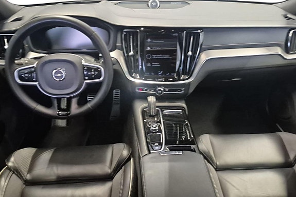 Volvo S60 19 of 30