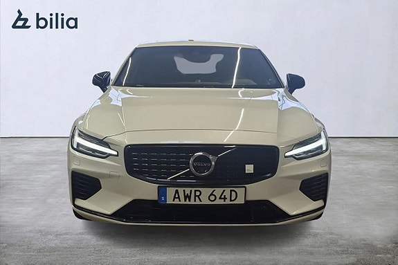 Volvo S60 4 of 30