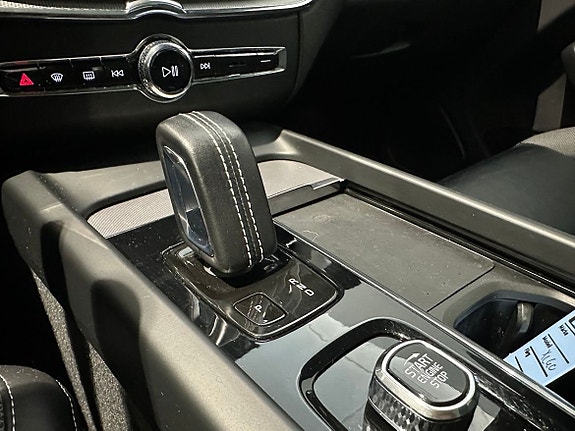 Volvo XC60 21 of 22