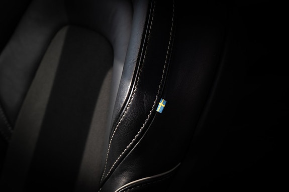Volvo XC90 11 of 23