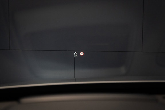 Volvo XC90 17 of 23