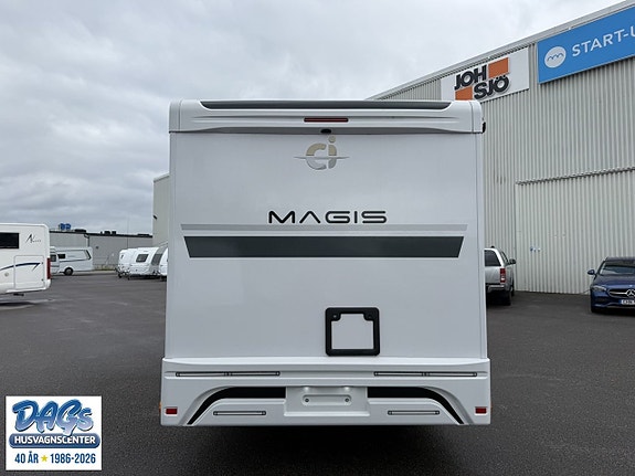 CI Magis 82 XT 6 of 20