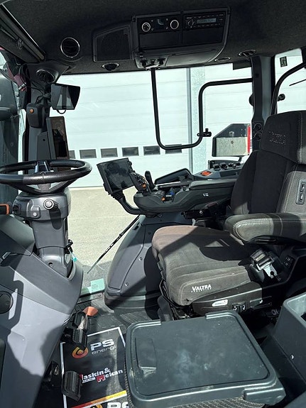 Valtra Q305 / Frontlyft / Front PTO / GPS 10 of 10