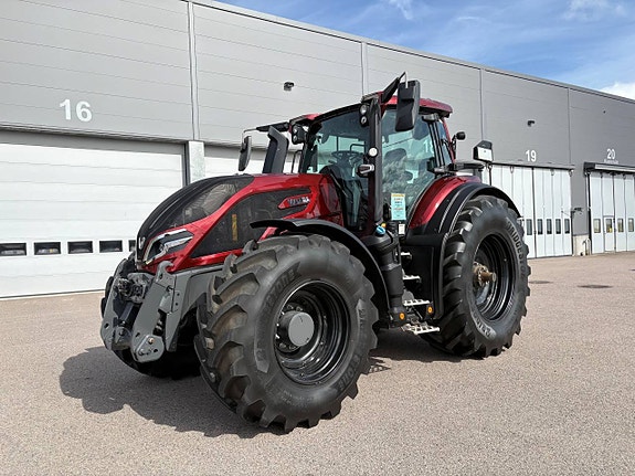 Valtra Q305 / Frontlyft / Front PTO / GPS 2 of 10