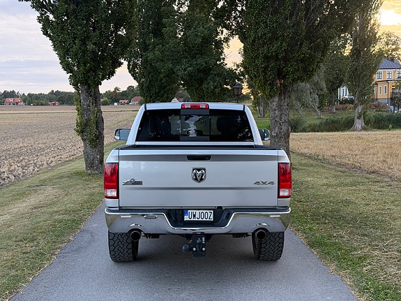 RAM 1500 5 of 10