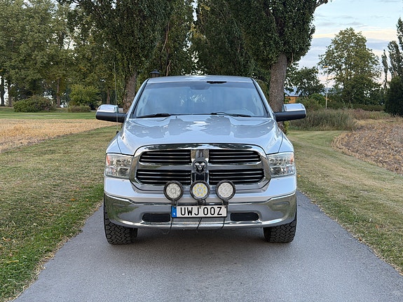 RAM 1500 2 of 10