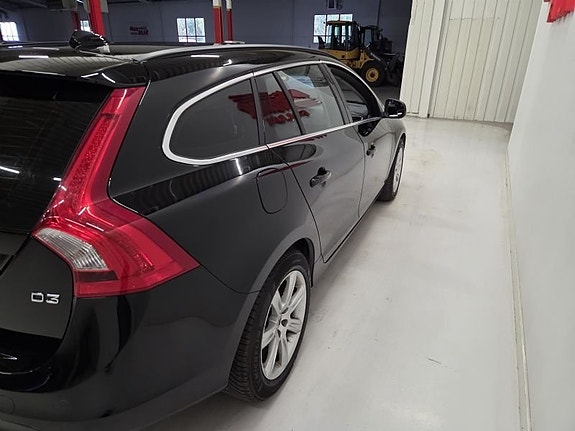 Volvo V60 6 of 10