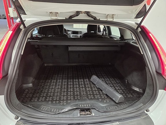 Volvo V60 8 of 10