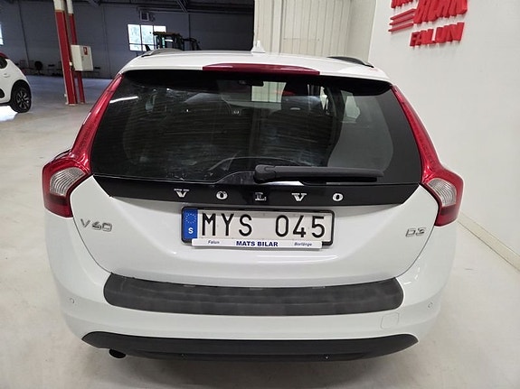 Volvo V60 7 of 10