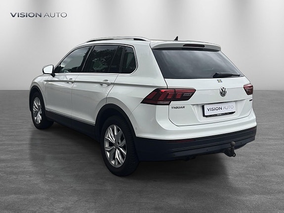 Volkswagen Tiguan 7 of 27
