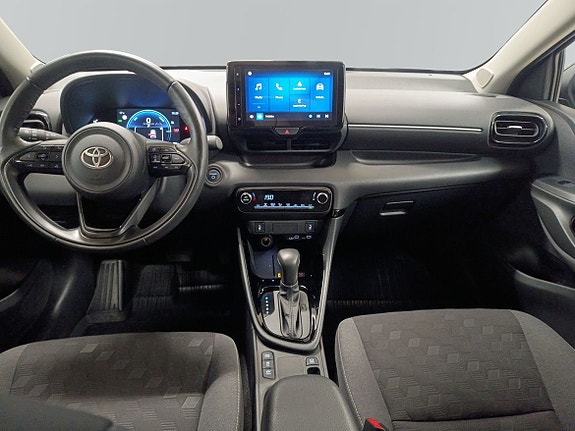 Toyota Yaris 9 of 17