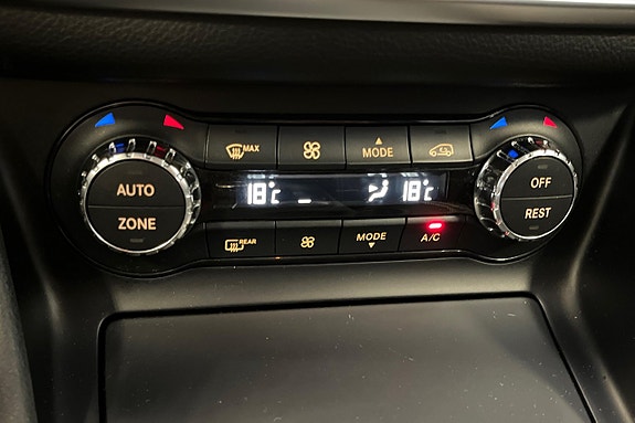 Mercedes-Benz GLA200 d 19 of 26