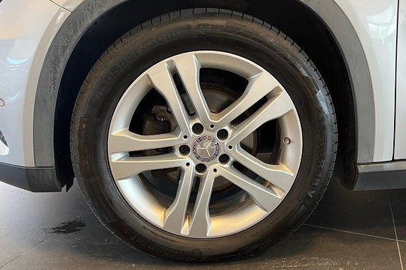 Mercedes-Benz GLA200 d 10 of 26