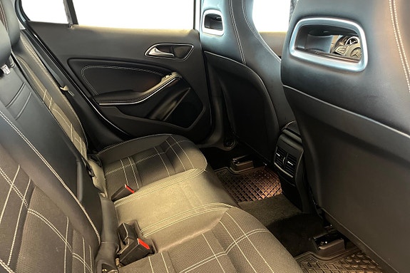 Mercedes-Benz GLA200 d 21 of 26