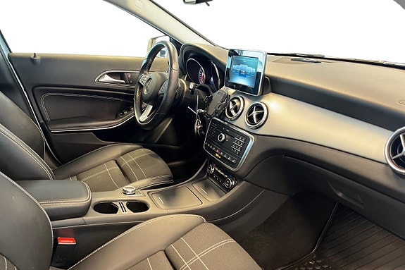 Mercedes-Benz GLA200 d 20 of 26