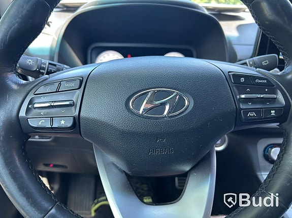 Hyundai Kona 17 of 27
