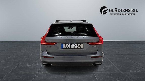Volvo V60 Cross Country 6 of 28