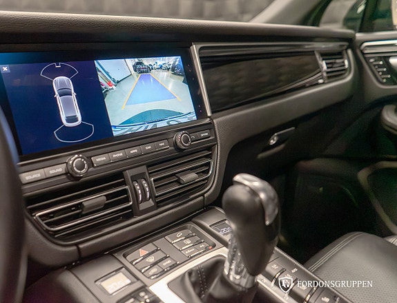Porsche Macan S 23 of 24