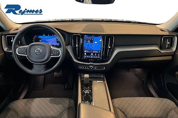 Volvo XC60 10 of 19
