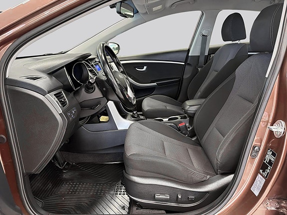 Hyundai i30 7 of 23