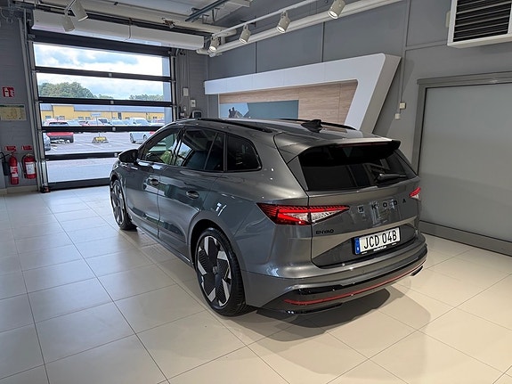 Skoda Enyaq RS 11 of 20