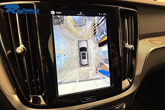 Volvo V60 13 of 21