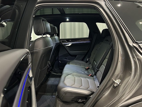 Volkswagen Touareg 11 of 22