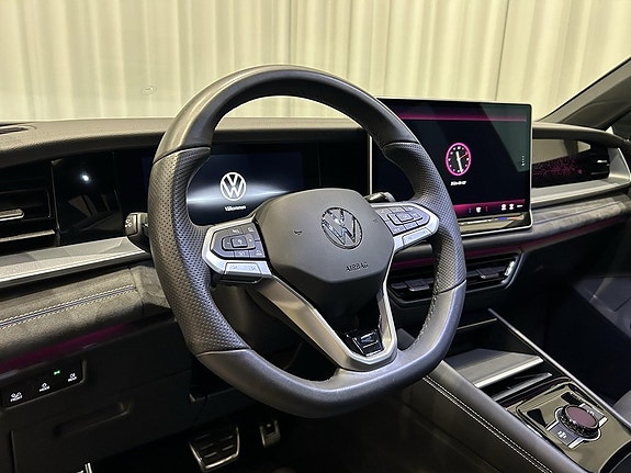 Volkswagen Tayron 12 of 18